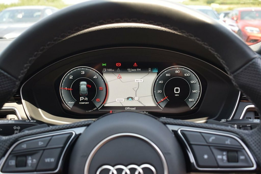 Audi A4 Avant Technik Black #16