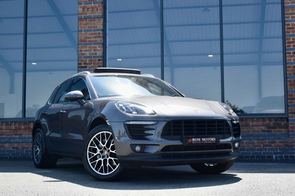 Porsche Macan Black #38