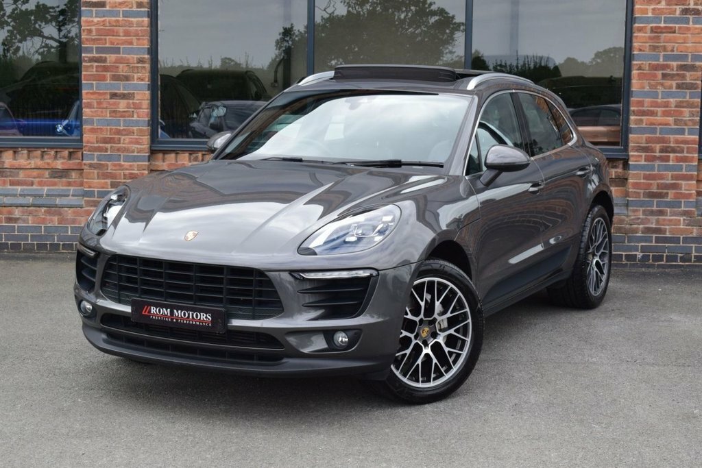 Porsche Macan Black #33