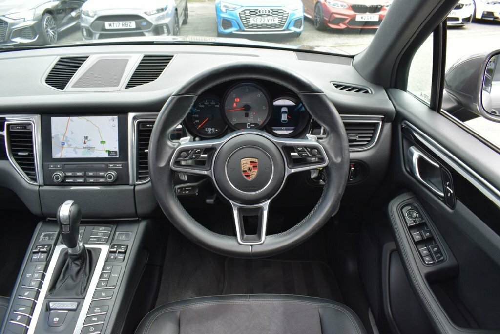 Porsche Macan Black #21