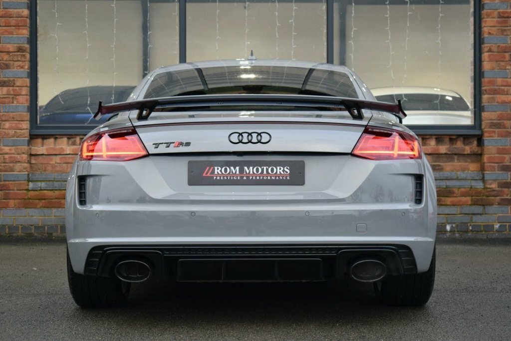 Audi TT RS Ttrs Tfsi Quattro White #8