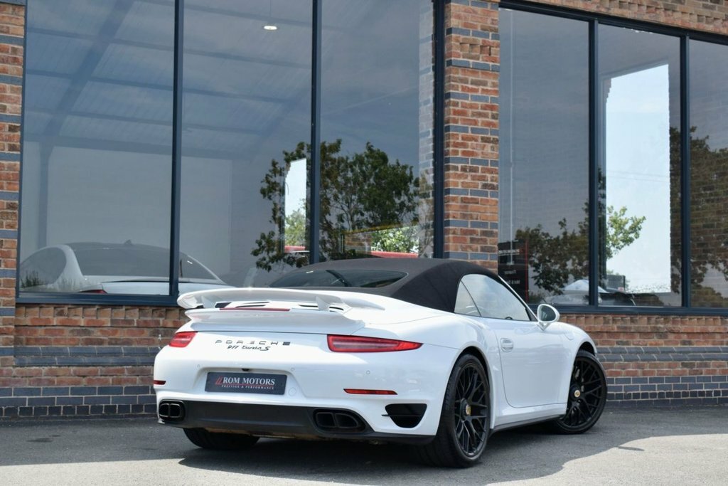 Porsche 911 3.8L 991 Turbo S White #2