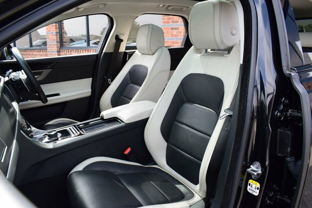 Jaguar XF D Prestige Black #29