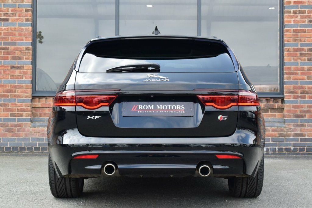 Jaguar XF D Prestige Black #48