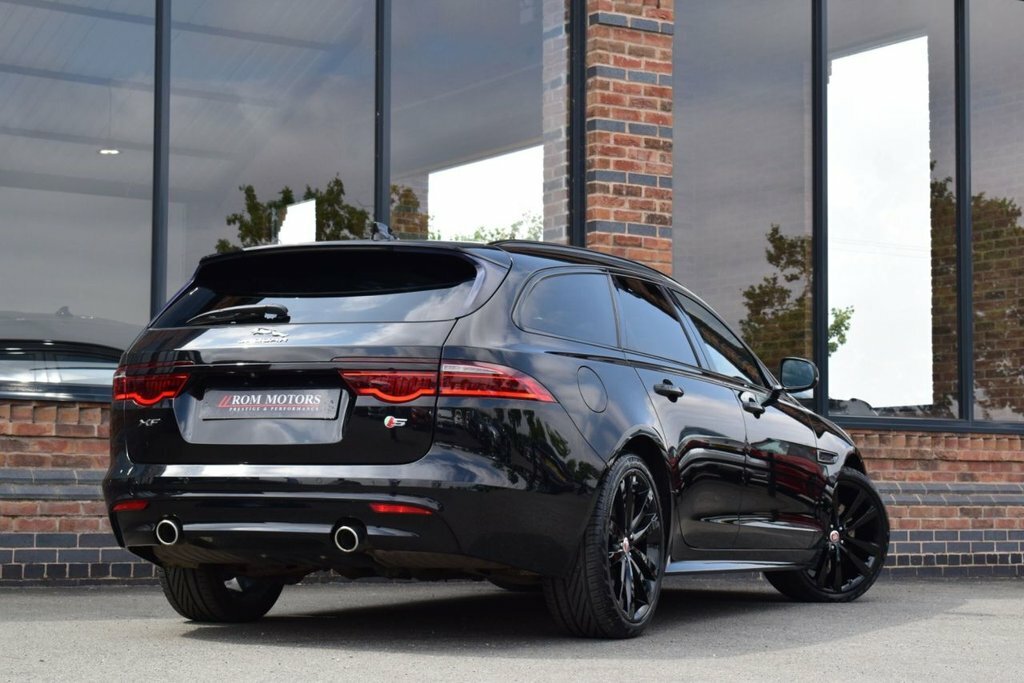 Jaguar XF D Prestige Black #44