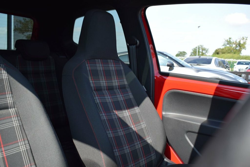 Volkswagen Up 1L Up Gti Red #5