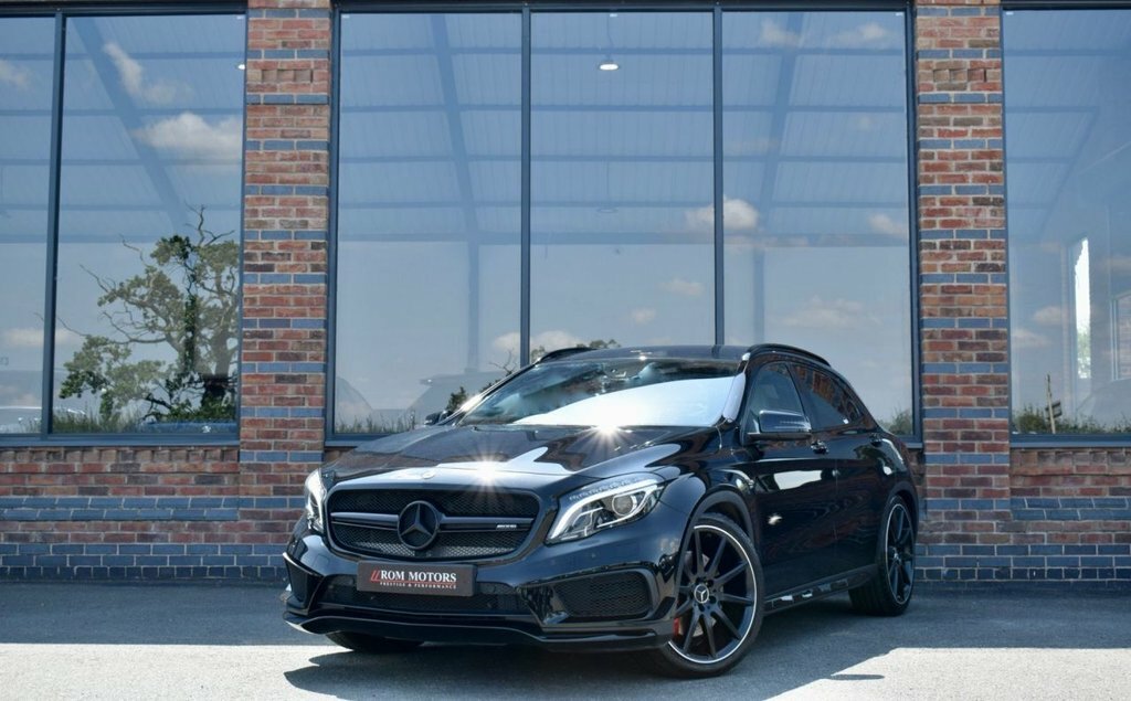 Mercedes-Benz GLA Class 2L Amg Black