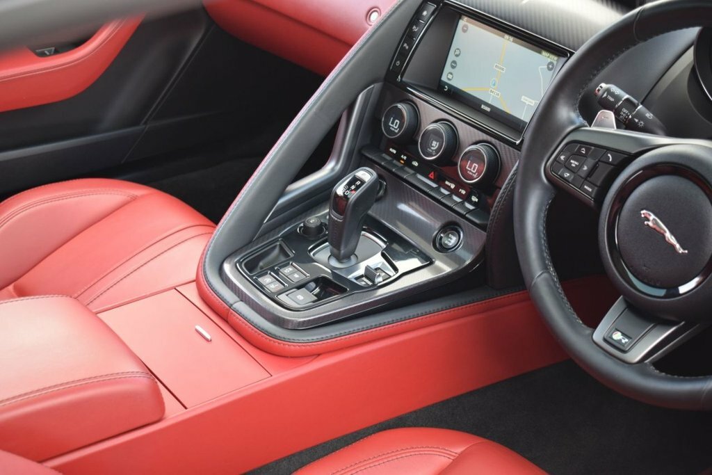 Jaguar F-Type 5L R White #5