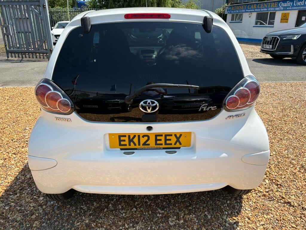 Toyota Aygo 1.0 Vvt-i Fire Euro 5 White #6