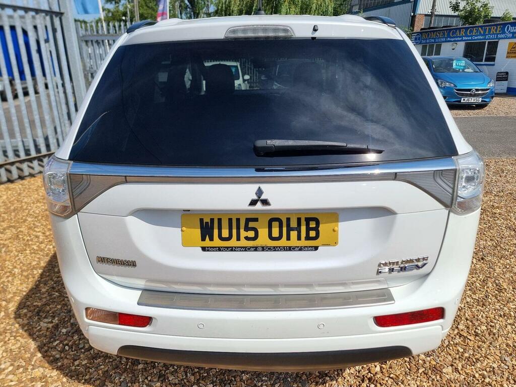 Mitsubishi Outlander 2.0H 12Kwh Gx4hs Cvt 4Wd Euro 5 Ss White #6