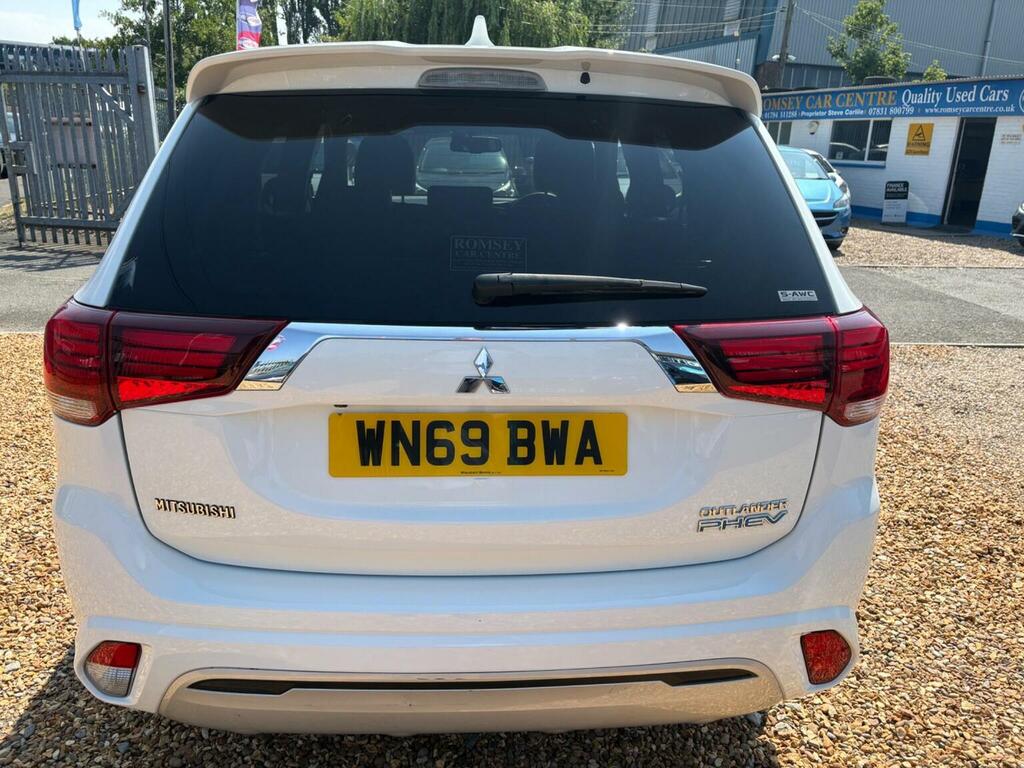 Mitsubishi Outlander 2.4H Twinmotor 13.8Kwh 4H Cvt 4Wd Euro 6 Ss White #6
