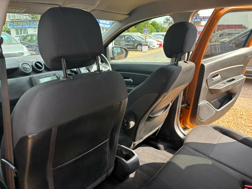 Dacia Duster 1.6 Sce 115 Ambiance Estate White #24