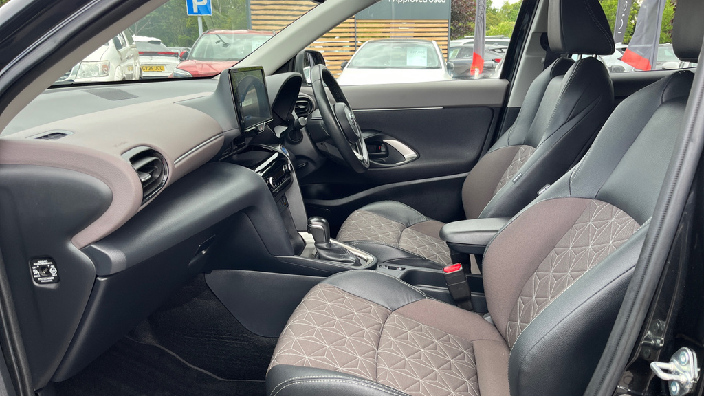 Toyota Yaris Cross 1.5 Vvt-h Excel E-cvt Euro FG73MLE Black #5