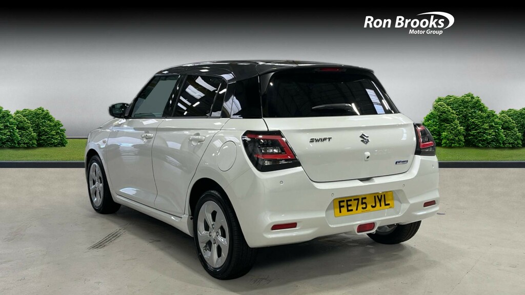 Suzuki Swift 1.2 Mhev Motion Euro 6 S FE75JYL White #4