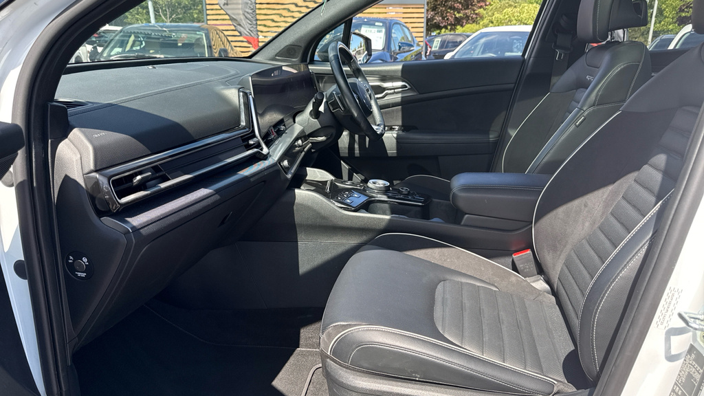 Kia Sportage 1.6 T-gdi Mhev Gt-line S D YP23VUK White #5
