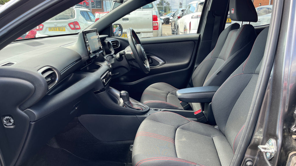 Toyota Yaris 1.5 Vvt-h Gr Sport E-cvt E FG73KRV Grey #5
