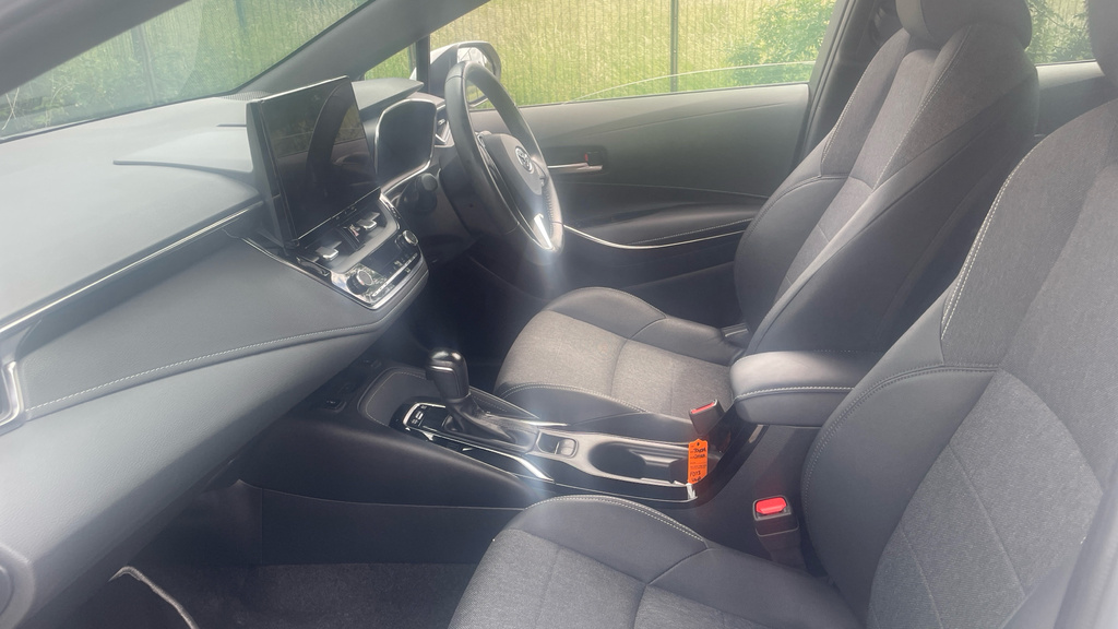 Toyota Corolla 1.8 Vvt-h Design Cvt Euro Red #5