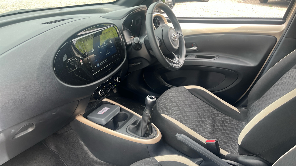 Toyota Aygo X 1.0 Vvt-i Edge Euro 6 Ss FL74EDK Blue #5