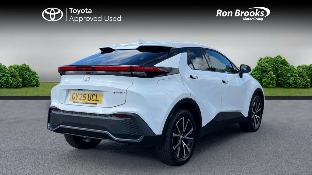 Toyota C-Hr 2.0 Vvt 13.6Kwh Design Cvt GY25UCL White #2