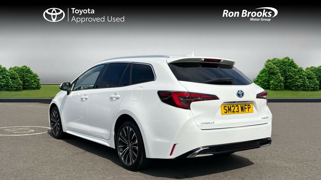 Toyota Corolla 1.8 Vvt-h Design Touring S SM23WFP White #4