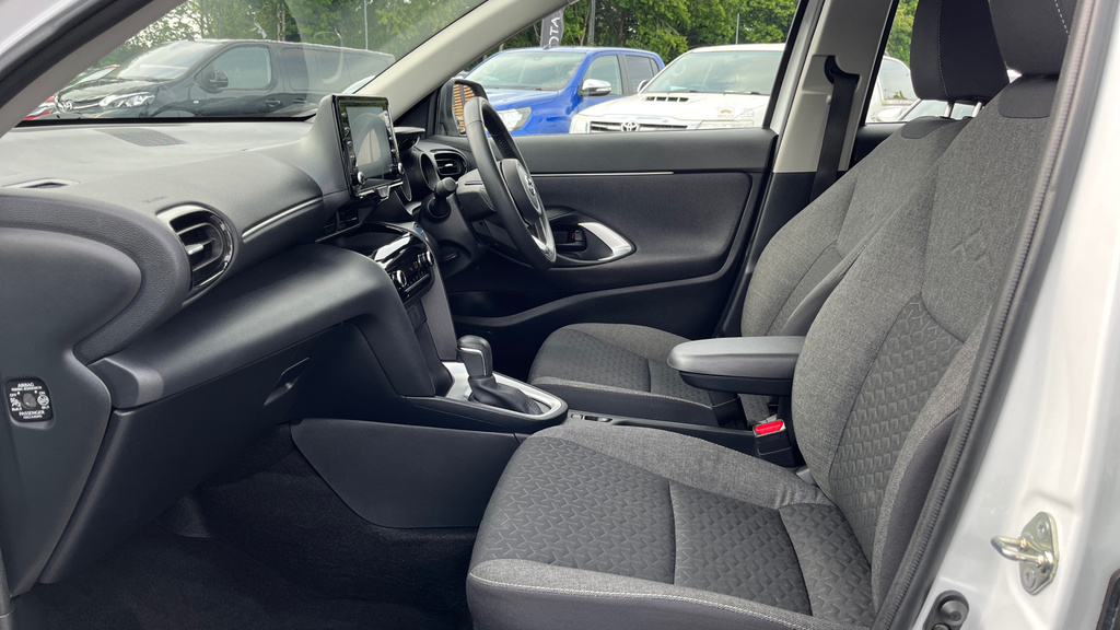 Toyota Yaris Cross 1.5 Vvt-h Icon E-cvt Euro LL23BHO White #5