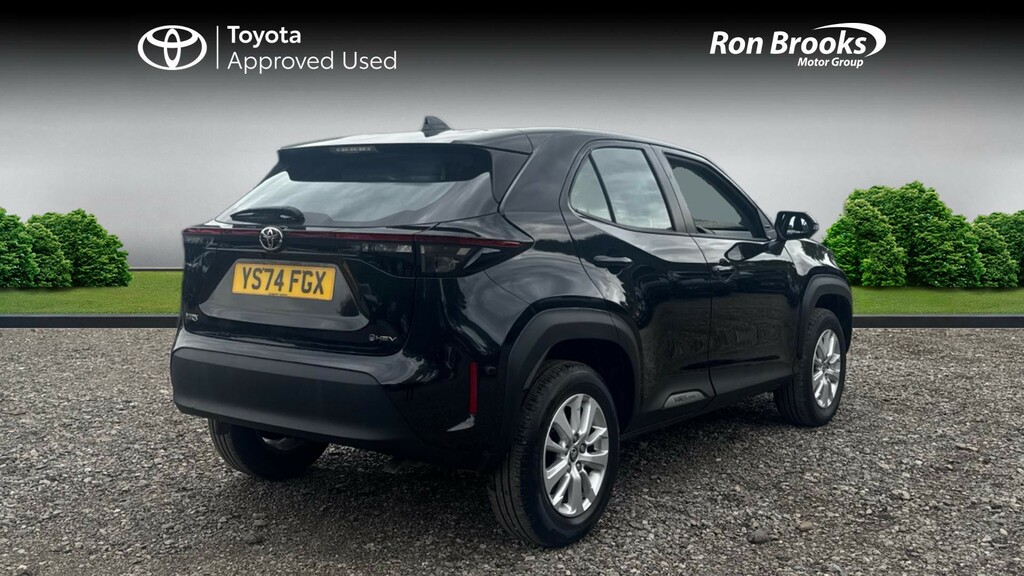 Toyota Yaris Cross 1.5 Vvt-h Icon E-cvt Euro YS74FGX Black #2