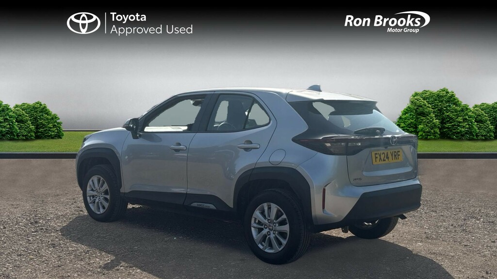 Toyota Yaris Cross 1.5 Vvt-h Icon E-cvt Euro Silver #4