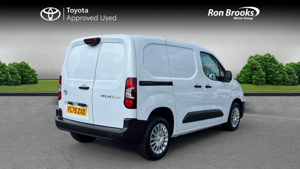 Toyota Proace City 1.5 Bluehdi Icon Short Pan White #2