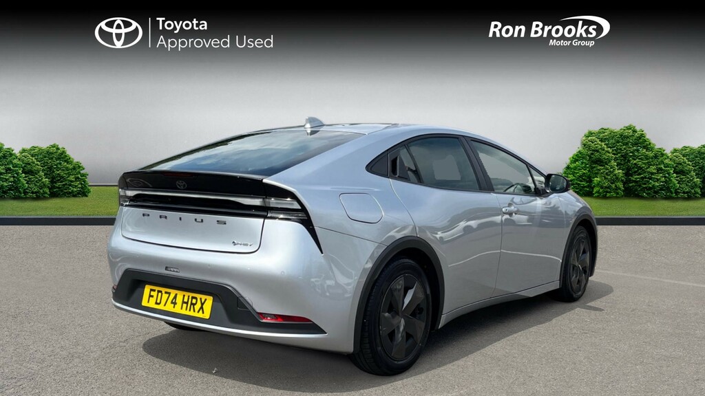 Toyota Prius 2.0 13.6Kwh Design Cvt Eur FD74HRX Silver #2