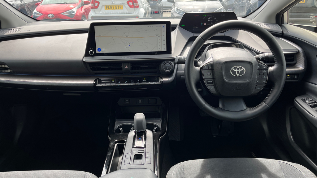Toyota Prius 2.0 13.6Kwh Design Cvt Eur FD74HRX Silver #6