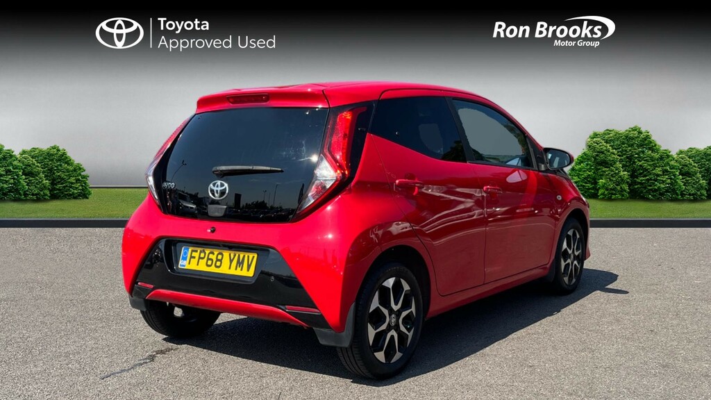 Toyota Aygo 1.0 Vvt-i X-plore Euro 6 5 FP68YMV Red #2