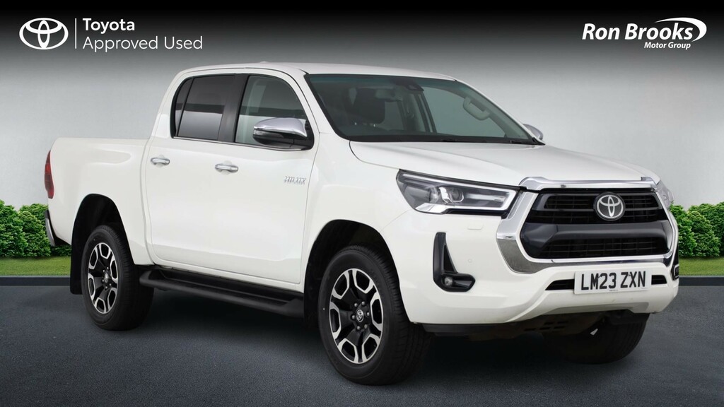 Toyota HILUX 2.8 D-4d Invincible 4 White