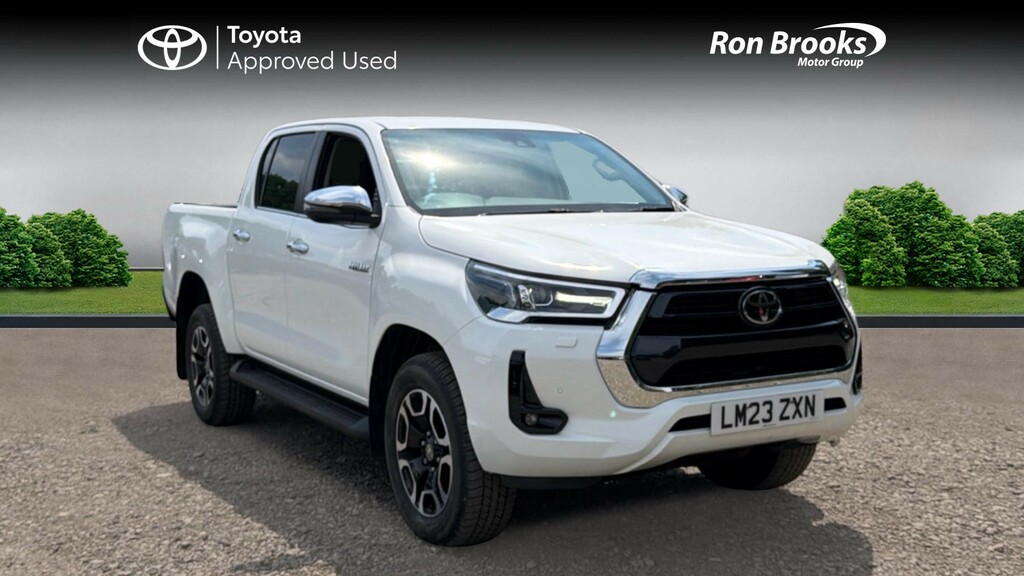 Toyota HILUX 2.8 D-4d Invincible 4 White