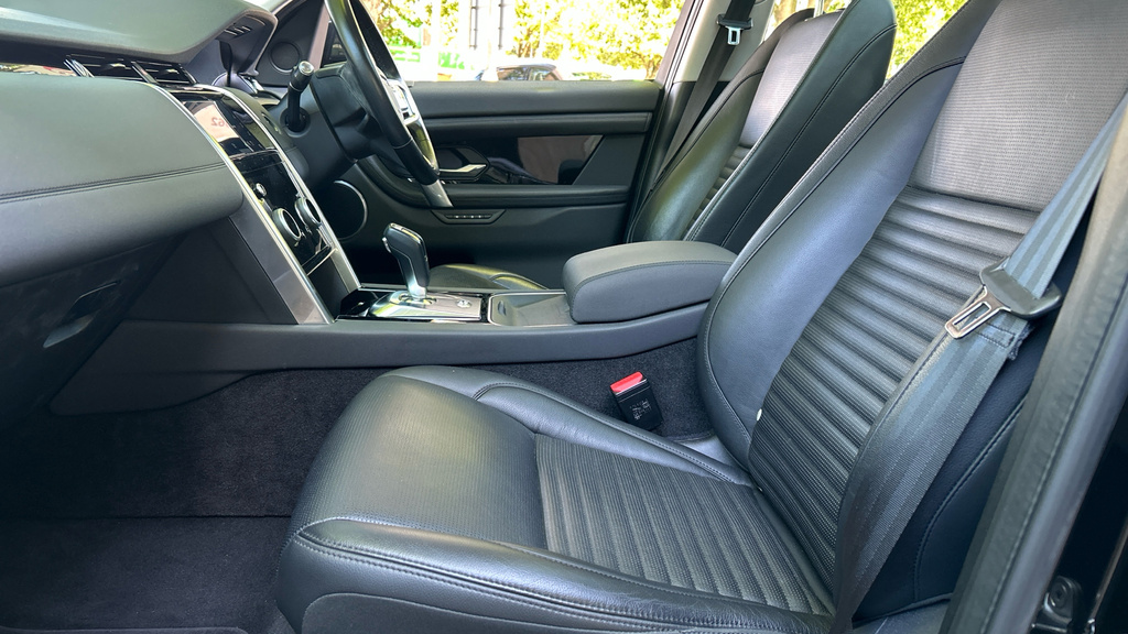 Land Rover Discovery Sport 2.0 D165 Mhev Se 4Wd Black #5
