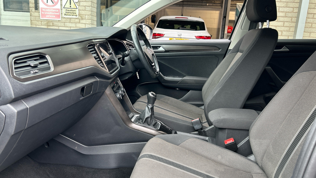 Volkswagen T-Roc 1.0 Tsi Design Euro 6 Ss Grey #5