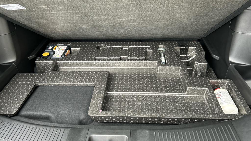 Suzuki S Cross 1.5H Motion Suv Hybrid Ags Grey #46