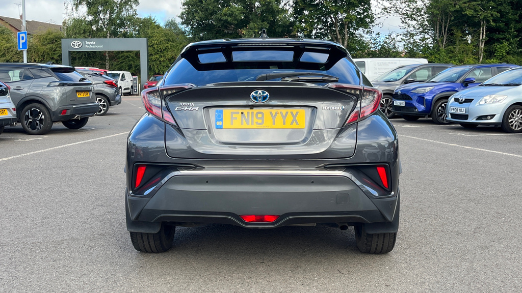 Toyota C-Hr 1.8 Hybrid Design Cvt Leather Silver #26