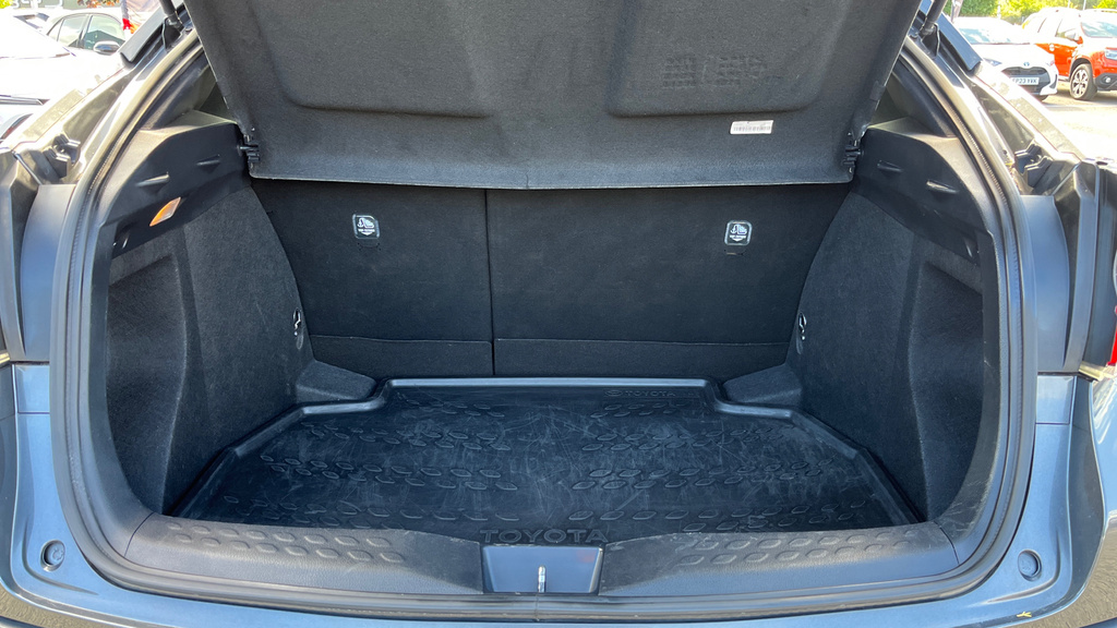 Toyota C-Hr 1.8 Hybrid Design Cvt Leather Silver #13