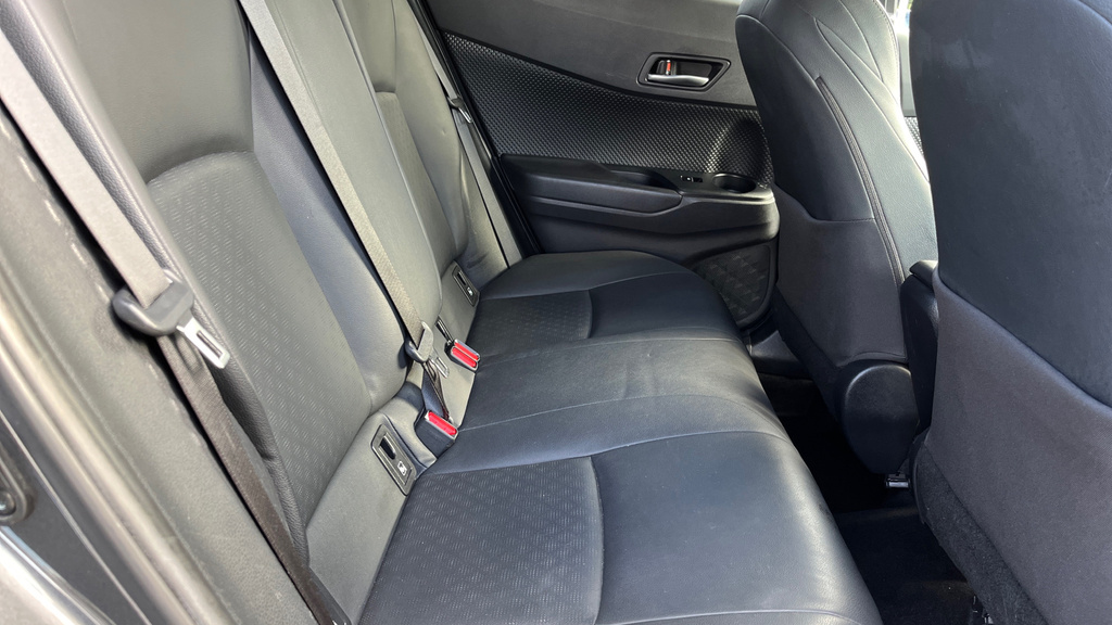 Toyota C-Hr 1.8 Hybrid Design Cvt Leather Silver #32