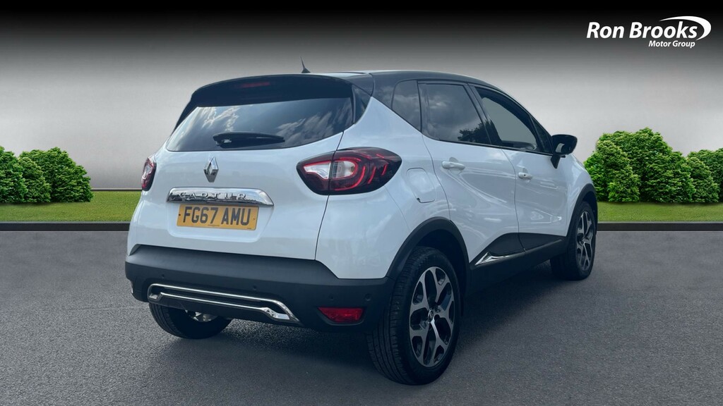 Renault Captur 1.5 Dci Energy Signature S FG67AMU White #2