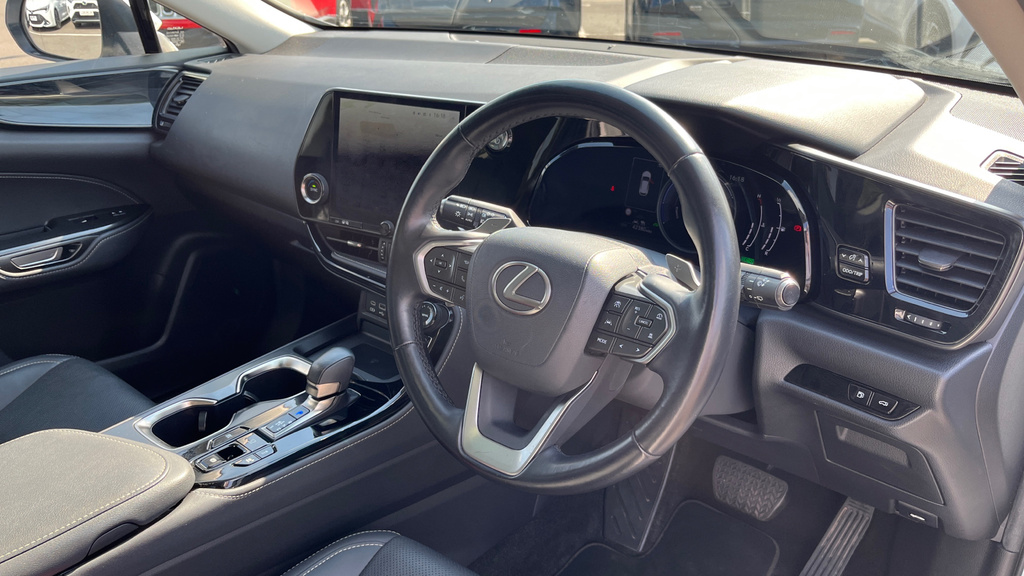 Lexus NX 350H 2.5 E-cvt Black #41