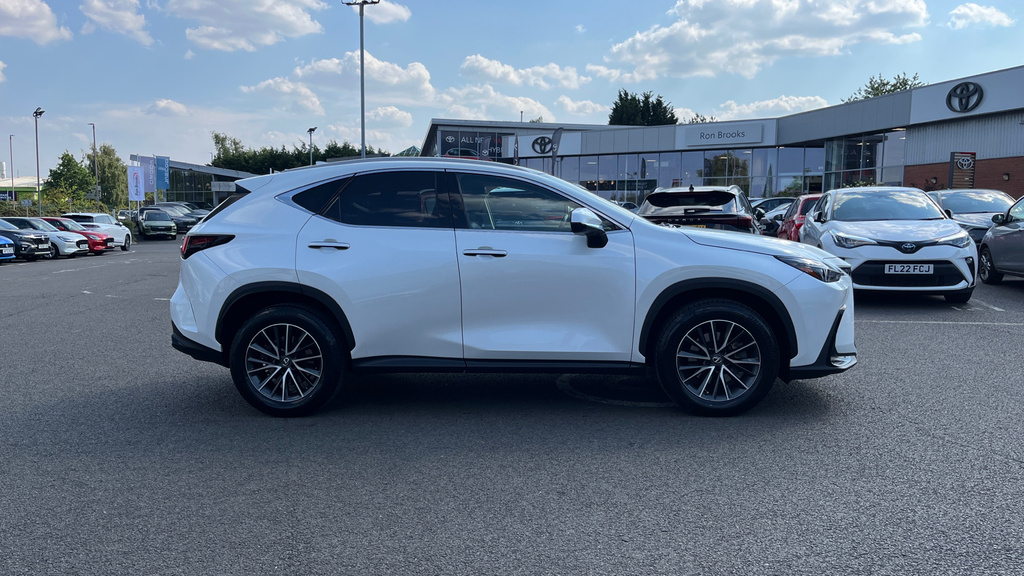 Lexus NX 350H 2.5 E-cvt Black #23