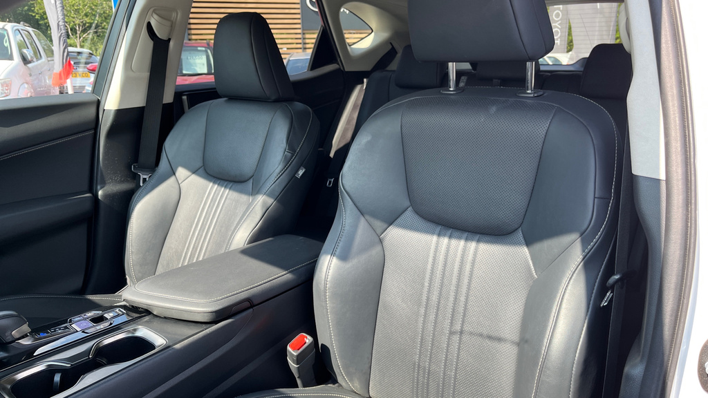 Lexus NX 350H 2.5 E-cvt Black #61