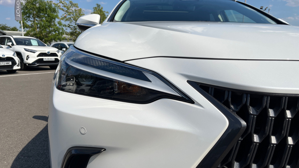 Lexus NX 350H 2.5 E-cvt Black #20