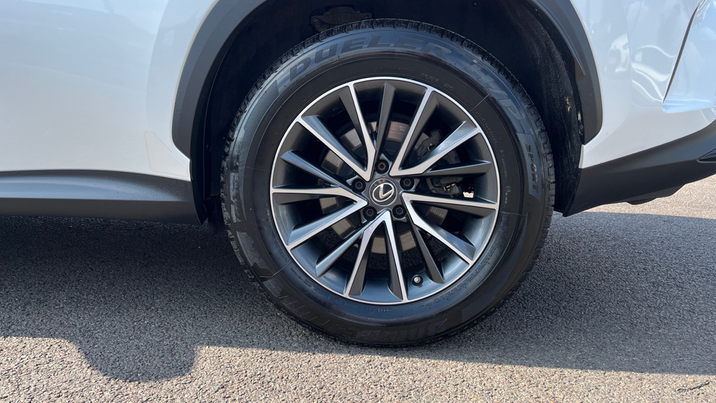 Lexus NX 350H 2.5 E-cvt Black #33