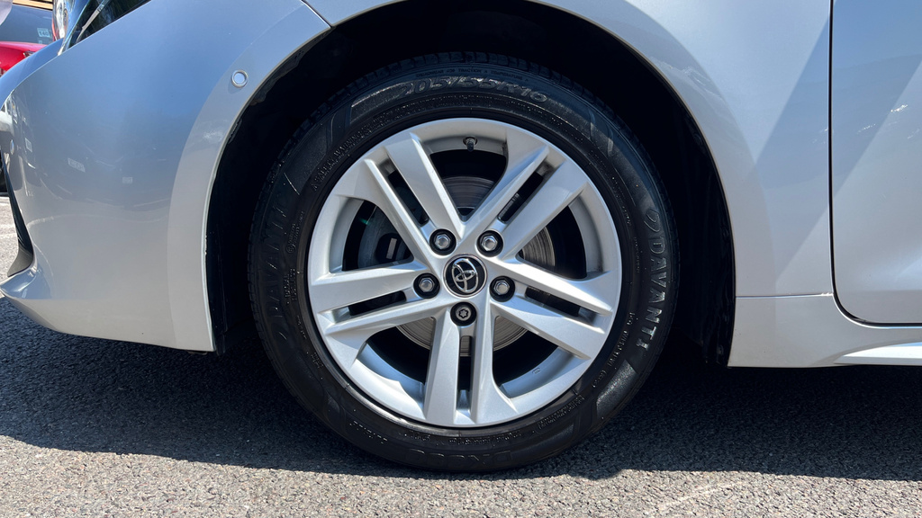 Toyota Corolla Design White #43