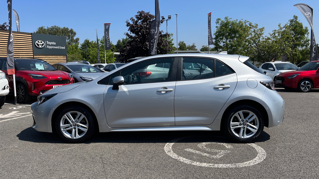 Toyota Corolla Design White #23