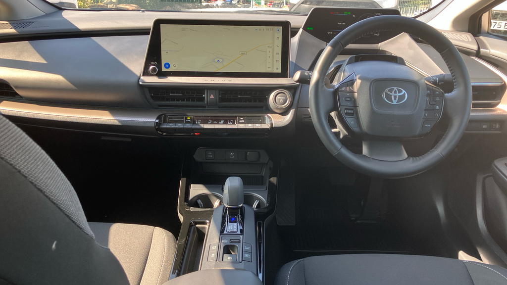 Toyota Prius 2.0 13.6Kwh Design Cvt Eur FD74HSG Silver #6
