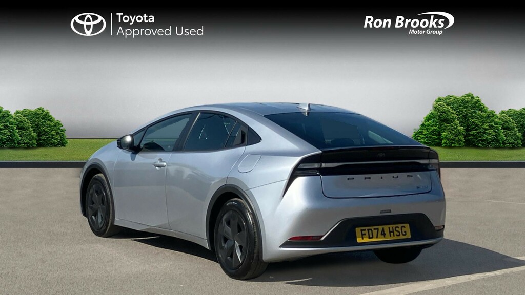 Toyota Prius 2.0 13.6Kwh Design Cvt Eur FD74HSG Silver #4