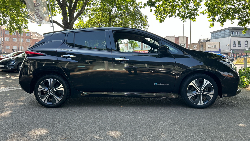 Nissan Leaf 40Kwh Tekna Black #23